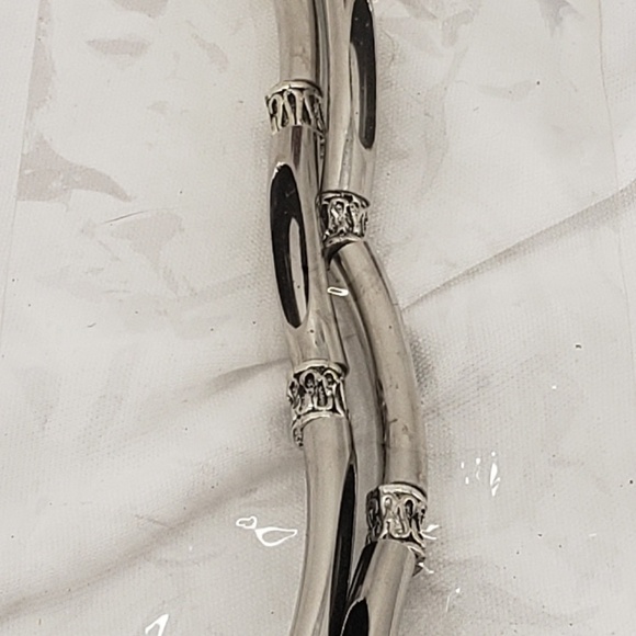 Silver color Unisex Necklace - Picture 2 of 4